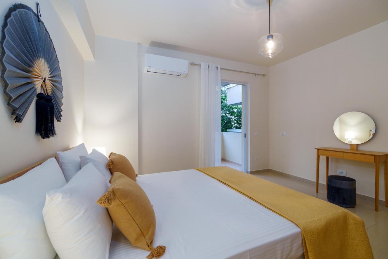 Oikies Luxury Apartments With Private Free Parking Area Ágios Nikólaos Екстериор снимка